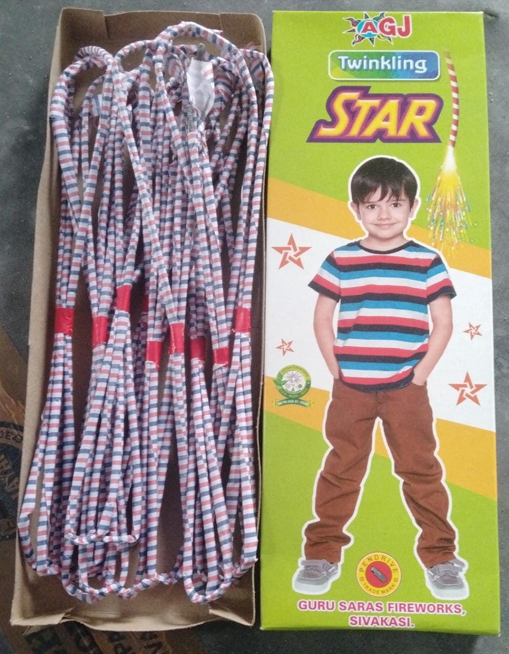 4" twinking star